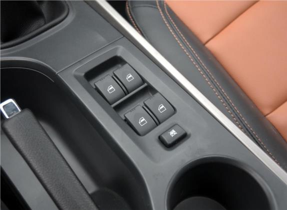 海马S5 2014款 1.6L 手动智臻型 车厢座椅   门窗控制