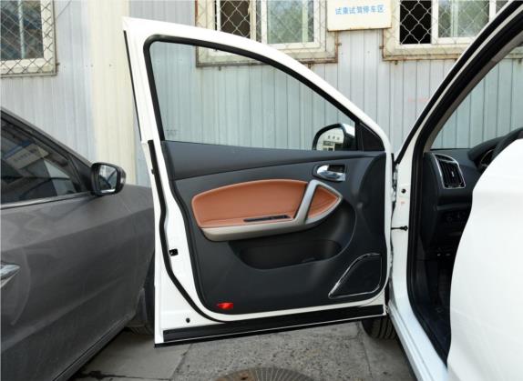 海马S5 2015款 1.5T CVT豪华型 车厢座椅   前门板