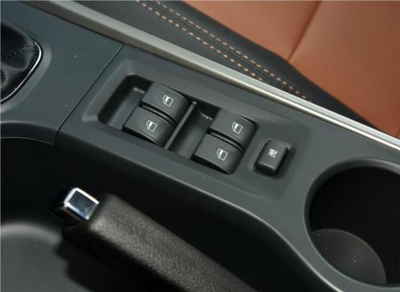海马S5 2015款 1.5T CVT豪华型 车厢座椅   门窗控制