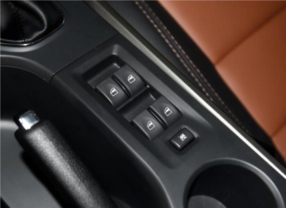 海马S5 2015款 1.5T CVT豪华型运动版 车厢座椅   门窗控制