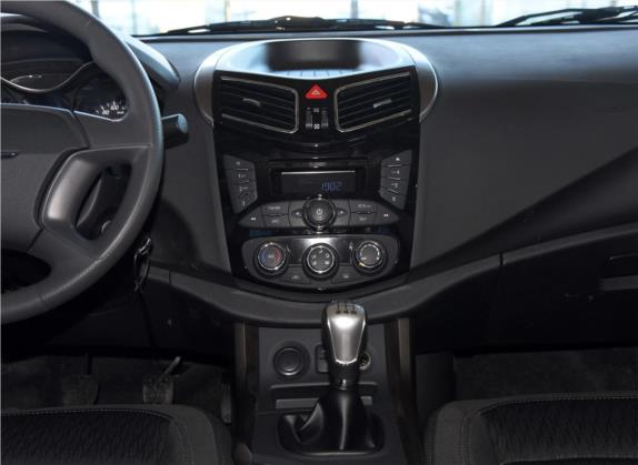 海马S5 2015款 1.6L 手动舒适型 中控类   中控台