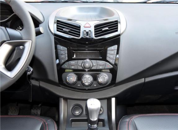 海马S5 2015款 1.6L 手动豪华型天窗版 中控类   中控台