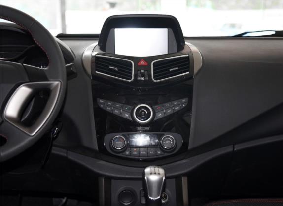 海马S5 2015款 1.6L 手动智能豪华型 中控类   中控台