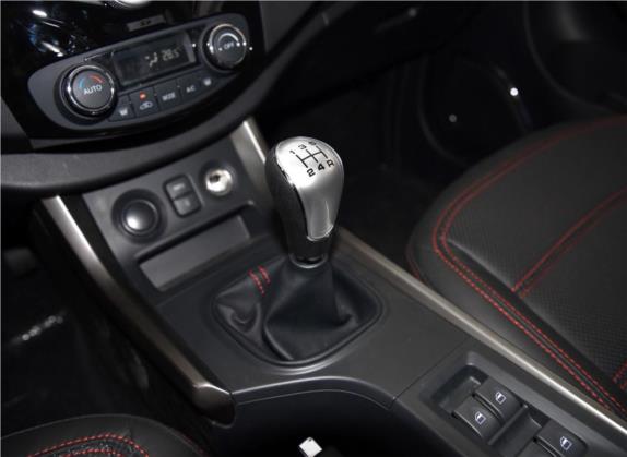 海马S5 2015款 1.6L 手动智能豪华型 中控类   挡把