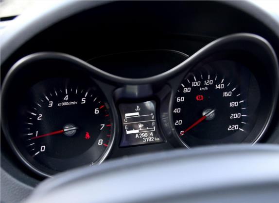 海马S5 2015款 1.5T 手动旗舰型 中控类   仪表盘