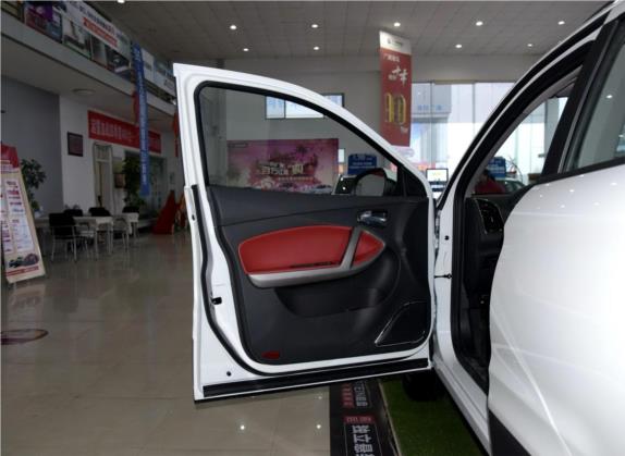 海马S5 2015款 1.5T 手动智能豪华型运动版 车厢座椅   前门板