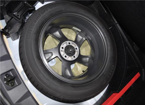 海马S5 2015款 1.5T 手动豪华型运动版 其他细节类   备胎