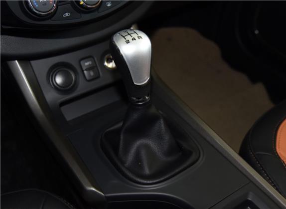 海马S5 2016款 1.6L 手动豪华型科技版 中控类   挡把