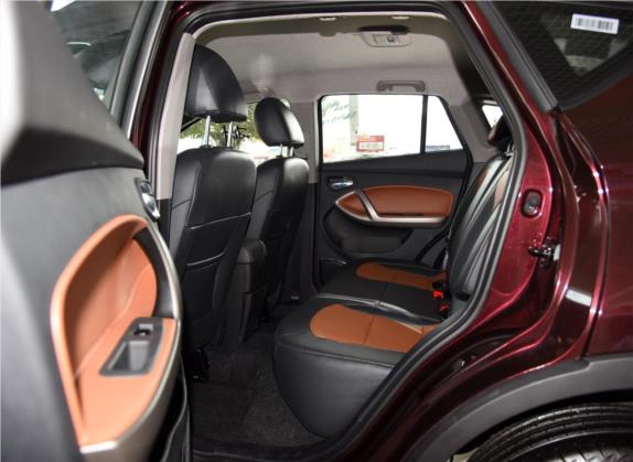 海马S5 2016款 1.5T CVT创享版 车厢座椅   后排空间
