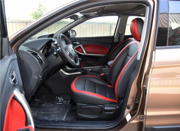 海马S5 2017款 强动力版 1.5T 手动尊贵型 车厢座椅   前排空间