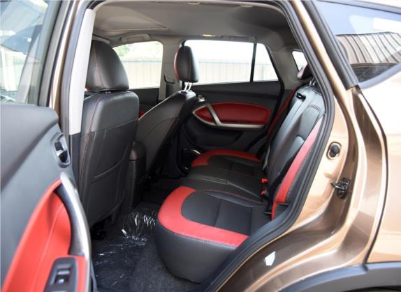 海马S5 2017款 强动力版 1.5T 手动尊贵型 车厢座椅   后排空间