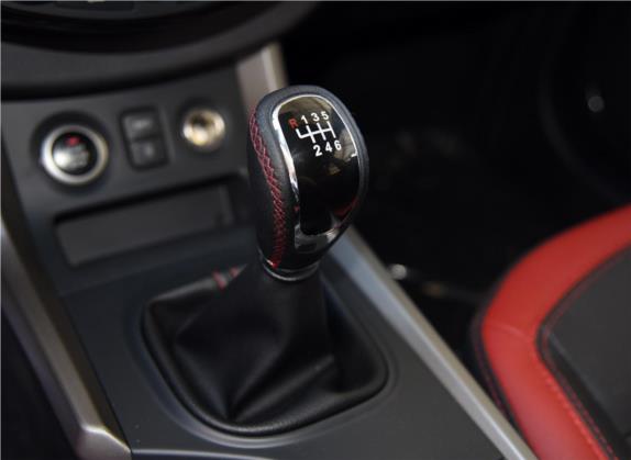 海马S5 2017款 强动力版 1.5T 手动尊贵型 中控类   挡把