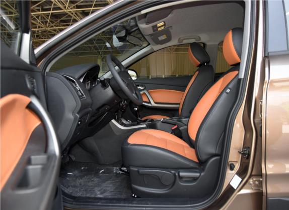 海马S5 2017款 强动力版 1.5T CVT豪华型 车厢座椅   前排空间