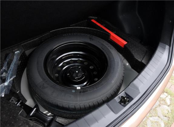 海马S5 2017款 强动力版 1.5T CVT旗舰型 其他细节类   备胎