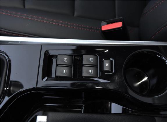 海马S5 2018款 1.6L 手动豪华型 车厢座椅   门窗控制