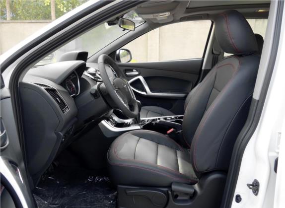 海马S5 2018款 1.5T 手动豪华型 车厢座椅   前排空间