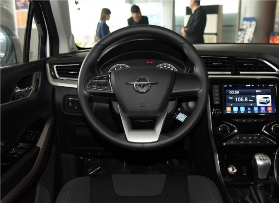 海马S5青春版 2017款 1.6L 手动豪华型 中控类   驾驶位