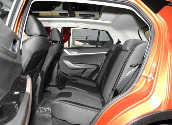 海马S5青春版 2018款 1.6L CVT豪华型 车厢座椅   后排空间