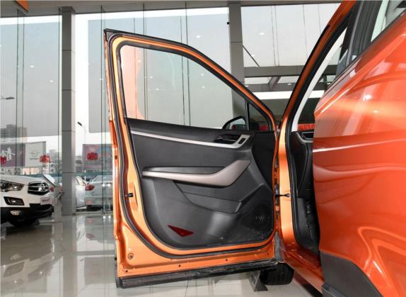 海马S5青春版 2018款 1.6L CVT豪华型 车厢座椅   前门板