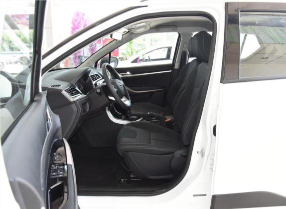 海马S5青春版 2018款 1.6L 手动精英型 车厢座椅   前排空间