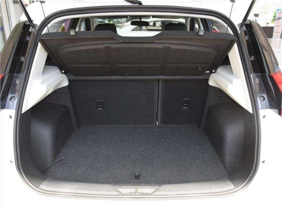 海马S5青春版 2018款 1.6L 手动精英型 车厢座椅   后备厢