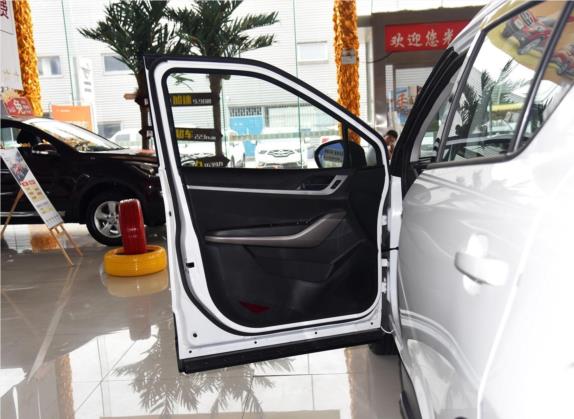 海马S5青春版 2018款 1.6L 手动豪华型 车厢座椅   前门板