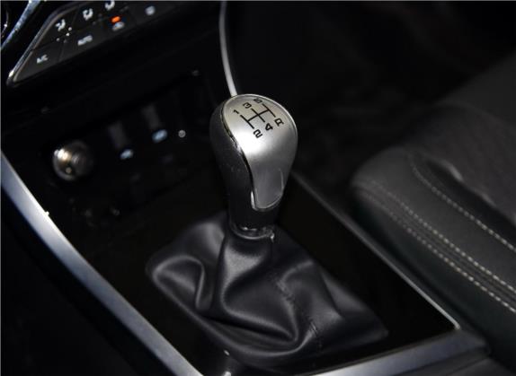 海马S5青春版 2018款 1.6L 手动豪华型 中控类   挡把