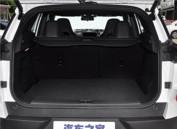 海马8S 2019款 1.6TGDI 自动潮版 车厢座椅   后备厢