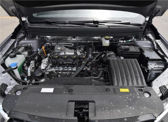 海马8S 2020款 1.6TGDI 手动精英型 其他细节类   发动机舱