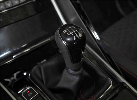 海马8S 2020款 1.6TGDI 手动精英型 中控类   挡把