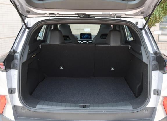 海马8S 2020款 1.6TGDI 自动精英型 车厢座椅   后备厢