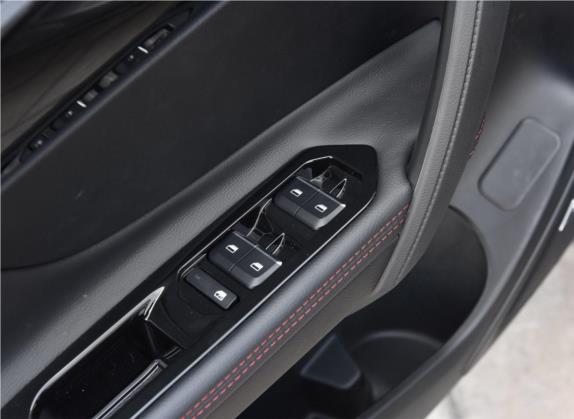 海马8S 2020款 1.6TGDI 自动精英型 车厢座椅   门窗控制