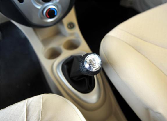海马王子 2010款 1.0L 进取型 中控类   挡把