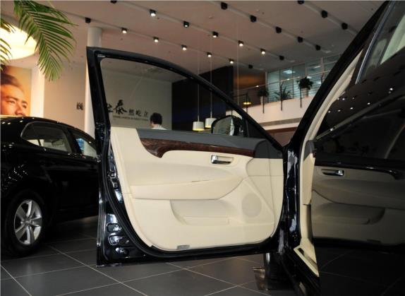 华泰B11 2011款 1.8T 自动舒适汽油版 车厢座椅   前门板