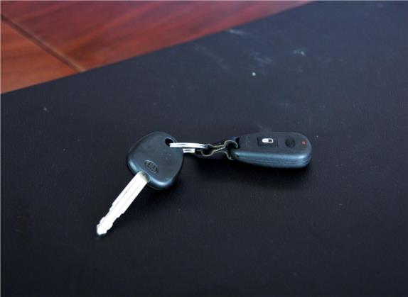 华泰B11 2011款 1.8T 自动豪华汽油版 其他细节类   钥匙