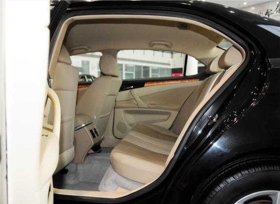路盛E70 2013款 2.0L 自动舒适型 车厢座椅   后排空间