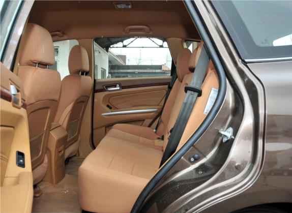 宝利格 2012款 1.8T 手动两驱商务版 车厢座椅   后排空间