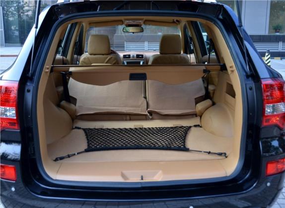 宝利格 2012款 2.0T 自动两驱行政版 车厢座椅   后备厢