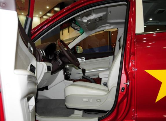 宝利格 2012款 1.8T 手动两驱爱国版 车厢座椅   前排空间