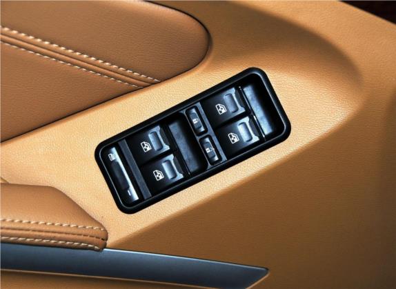 宝利格 2013款 1.8T 自动两驱智汇版 车厢座椅   门窗控制