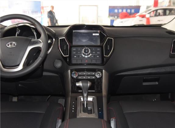 圣达菲 2016款 1.5T 汽油自动两驱精英型 中控类   中控台