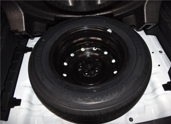 圣达菲 2016款 1.5T 汽油自动两驱精英型 其他细节类   备胎