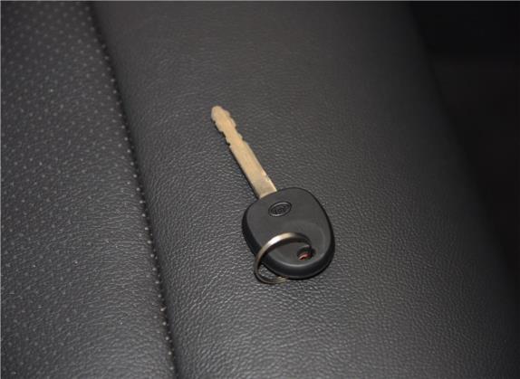 圣达菲 2016款 1.5T 汽油自动两驱精英型 其他细节类   钥匙
