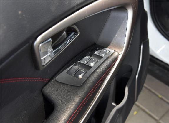 圣达菲 2016款 1.5T 汽油手动两驱精英型 车厢座椅   门窗控制