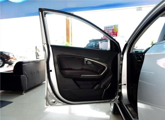 圣达菲 2016款 1.5T 汽油手动两驱智享i3型 车厢座椅   前门板