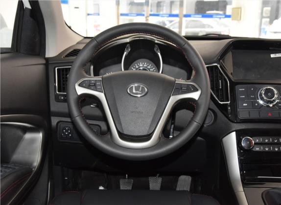 圣达菲 2017款 1.5T 汽油手动两驱精英型 中控类   驾驶位