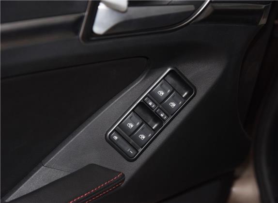 圣达菲7 2017款 2.0L 手动智享型 车厢座椅   门窗控制