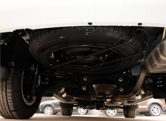圣达菲经典 2012款 2.0L 汽油手动两驱舒适型 其他细节类   备胎