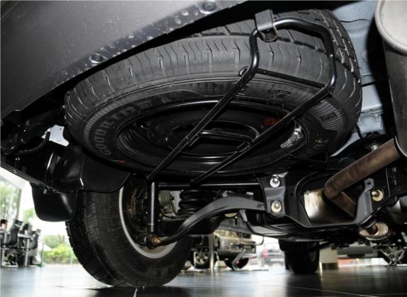 圣达菲经典 2012款 1.8T 汽油手动两驱导航版 其他细节类   备胎