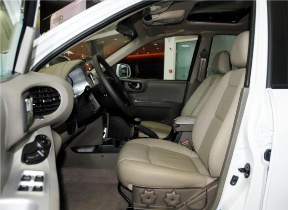 圣达菲经典 2012款 1.8T 汽油手动两驱导航版 车厢座椅   前排空间